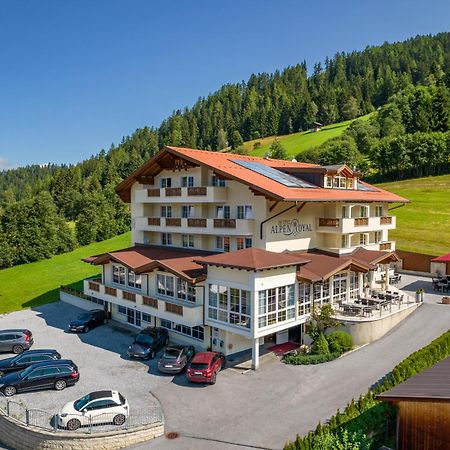 Hotel Alpen-Royal Jerzens Exterior photo