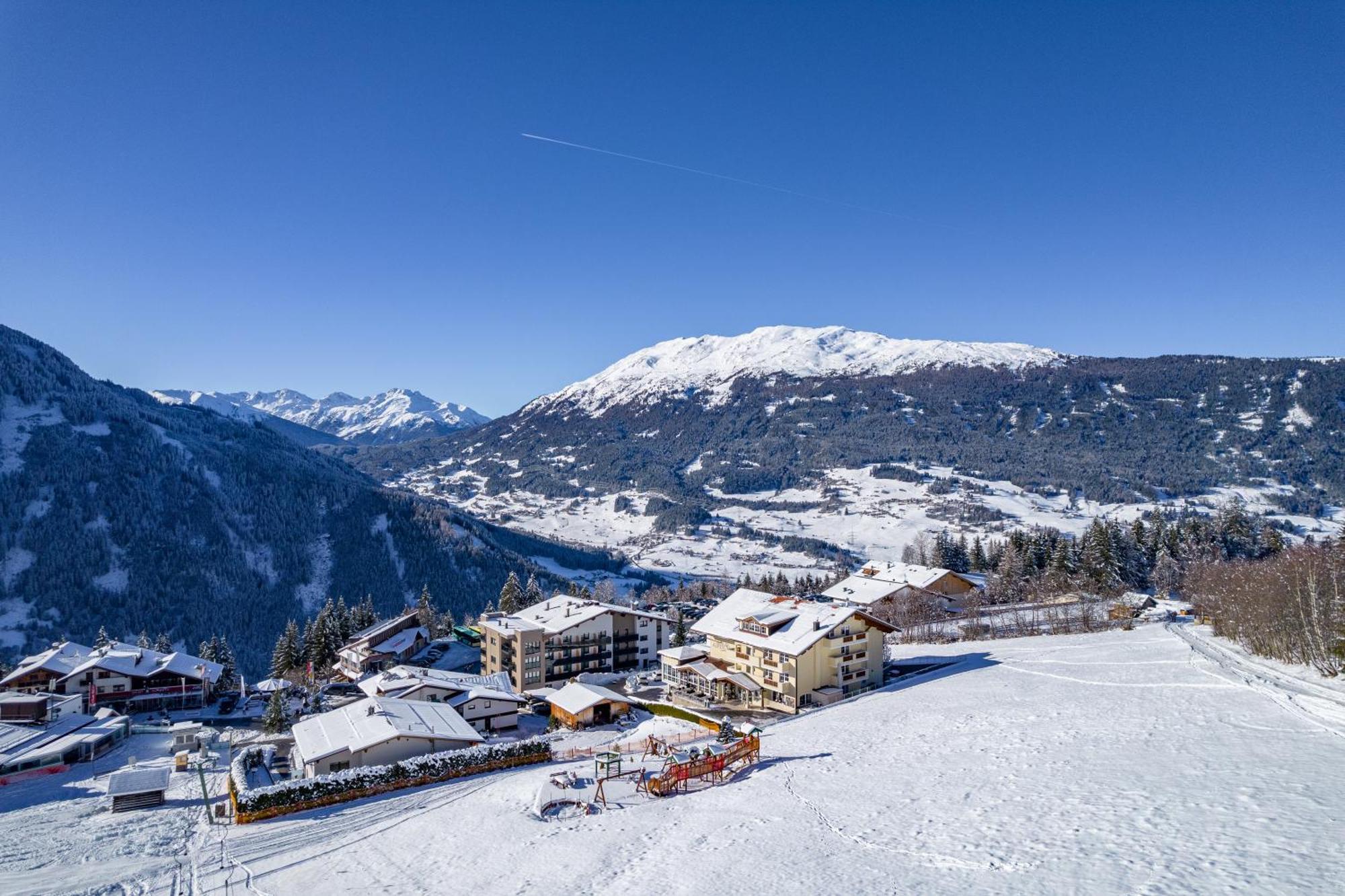 Hotel Alpen-Royal Jerzens Exterior photo